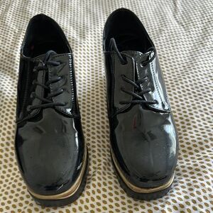 Wanted Black Oxfords with Glossy Finish
